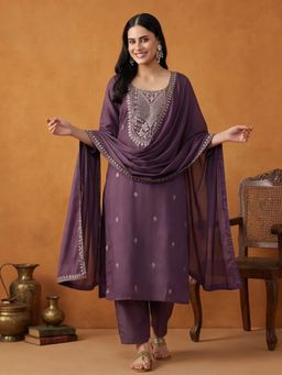 Jaipur Kurti - Women Purple Embroidered Straight Kurta with Pant and Dupatta