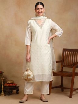 Jaipur Kurti - Women Off White Yoke Design Straight Kurta with Pant and Dupatta