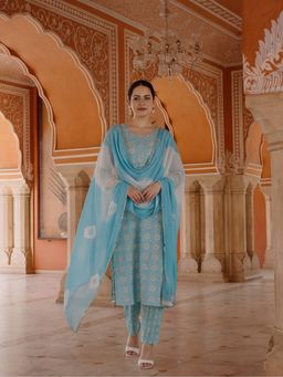 Jaipur Kurti - Women Blue Ethnic Floral Printed Kurta with Pant and Dupatta