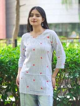 ESTELA - Women Off White Rayon Abstract Kurta