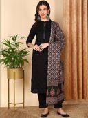 Black color option, Sold out, Currently selected