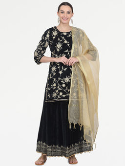 Kaanchie Nanggia - Black Embroidered Kurta Skirt with Ch&eri Dupatta (Set of 3)