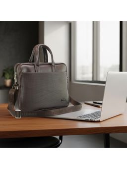 Kenneth Cole - Unisex 15.6 Inch PU Laptop Bag with Adjustable Shoulder Strap - Brown