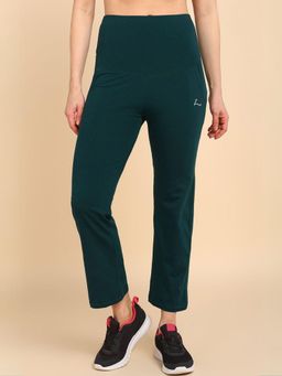 Zelena - Women Cotton Knee Length High Waisted Maternity Pant in Bottle Green