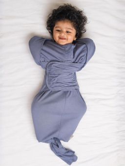 Cocoon Care - Bamboo Solid Baby Sleeping Pod SNUGZIE for Baby Blue (3-6 Months)
