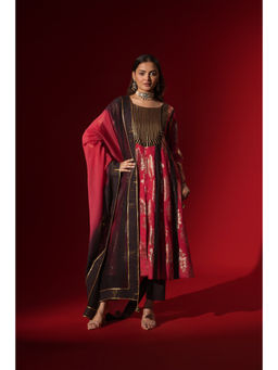 Naseebo - Maroon Majesty Shimmer A-Line Kurta with Pant & Dupatta
