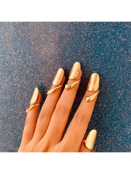 ISHKAARA - Set Of 5 Metal Nail Ring Adjustable Fingers Gold
