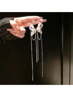 ESTAILO FASHION - Whispering Chains Pearl Crystal Drops Earrings Silver