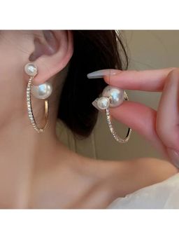 ESTAILO FASHION - Goddess Glam Pearl Hoop Earrings Gold