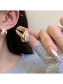 ESTAILO FASHION - Glimmering Pearl Gold Loops Earrings Gold