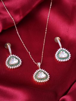 Adwitiya - Women Latest Designs In Kundan Pendant and Earrings Set