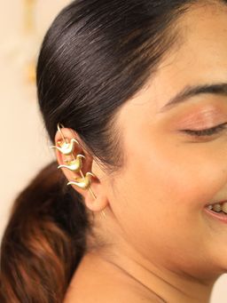 KKATHA ACCESSORIES - Golden Flight Earrcuff