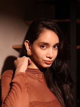 KKATHA ACCESSORIES - Golden Bloom Earrings