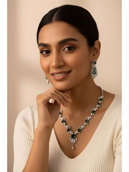 SOLLIGHT - Necklace Set