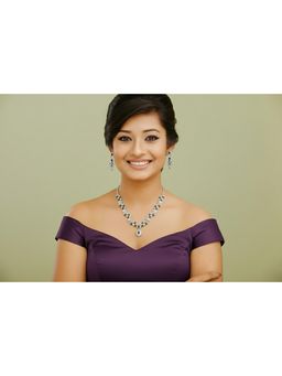 SOLLIGHT - Necklace Set