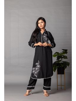 Zari Jaipur - Black Cotton Kurta with Thread Embroidery (Set of 2)