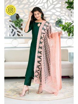 Label Shaurya Sanadhya - Rama Green Kurta With Heavy Dupatta And Pant (set Of 3)