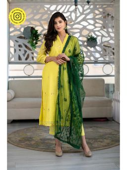 Label Shaurya Sanadhya - Yellow Kurta with Palazzo & Green Dupatta (Set of 3)