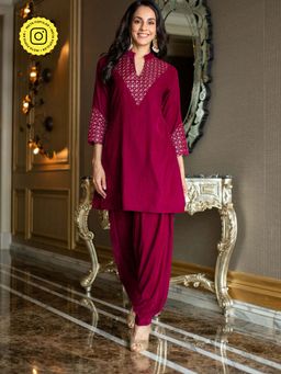 Label Shaurya Sanadhya - Velvet Magenta Kurti with Salwar (Set of 2)
