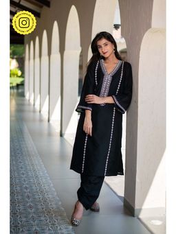 Label Shaurya Sanadhya - Black Embroidered Long Kurta With Salwar (Set of 2)