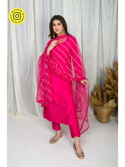 Label Shaurya Sanadhya - Pink Silk Kurta with Pant and Dupatta (Set of 3)