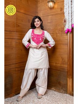 Label Shaurya Sanadhya - Off White Embroidered Kurta with Salwar Pant