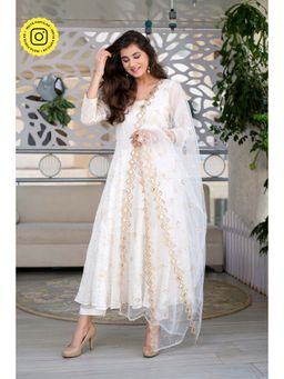 Label Shaurya Sanadhya - White And Gold Anarkali (Set of 2)