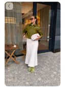 Red color option, Currently selected