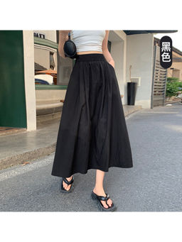 Outzidr - Black Flared Midi Skirt