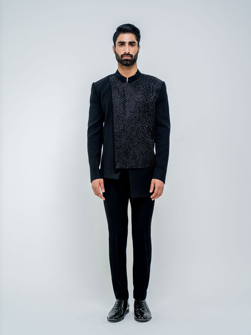 Varun Chakkilam Black Metallic Bandhgala with Pant (Set of 2)