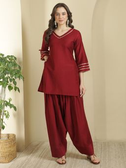 Jaipur Kurti - Maroon Solid Silk Blend Kurts and Farshi Salwar