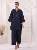 Navy Blue color option, Currently selected