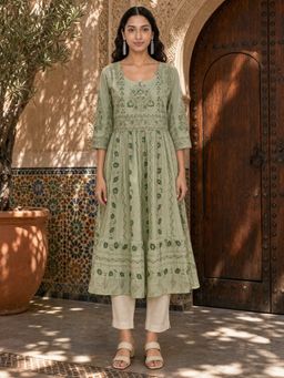 Rangita - Green Embroidered Kurta