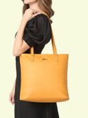 Yellow color option, Currently selected