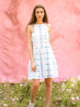 Dressfolk - Nostalgic Dance