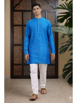TATTVA - Blue Men Solid Pure Cotton Mandarin Collar Short Kurta