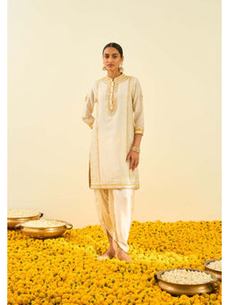 Sheetal Batra - Aliza Daisy Ivory Kurta with Dhoti and Dupatta