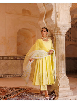 Bannhi by Priyanka Rathore - Women'S Pastel Yellow Chanderi Anarkali Kurta with Pant and Dupatta