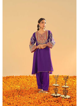 Sheetal Batra - Mohsina Short Purple Kurta With Salwar