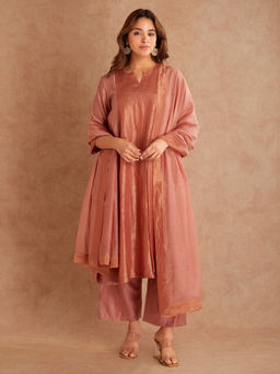 Priya Chaudhary - Women'S Dust Pink Kurta with Pant and Dupatta