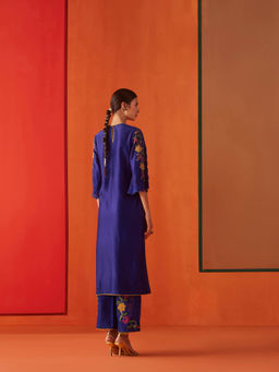 CHANDRIMA - Navy Blue Chanderi Floral Flared Sleeves Bead Work Kurta with Pant (Set of 2)