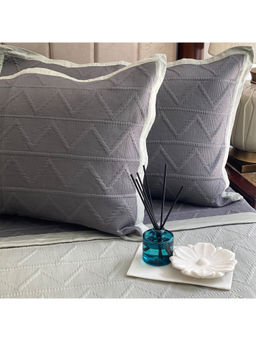 Sadyaska - Dark Grey & Sage Green Trigon Reversible Bedspread (Set of 3)