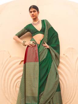 Akhilam - Women'S Silk Blend Green Printed Festive Saree