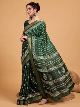 Akhilam - Women'S Silk Blend Green Printed Saree