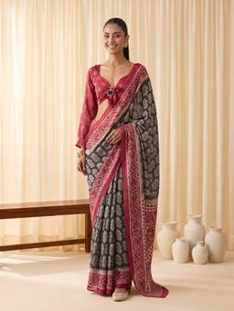 Sareemall - Women's Satin Black Printed Saree