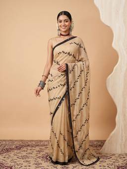 Akhilam - Women'S Chiffon Cream Embellished Saree