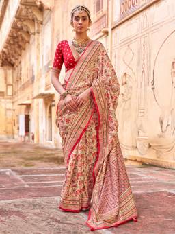 Akhilam - Women'S Silk Blend Cream Printed Festive Saree