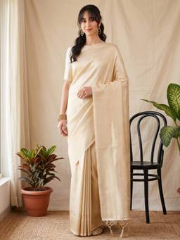 Akhilam - Women'S Silk Blend Cream Woven Design Saree