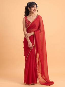 Akhilam - Women'S Silk Red Solid Saree