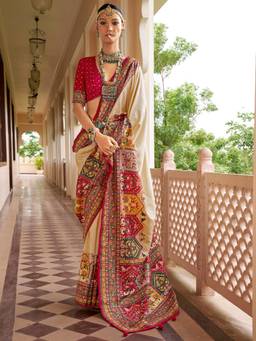 Akhilam - Women'S Silk Blend Beige Printed Festive Saree